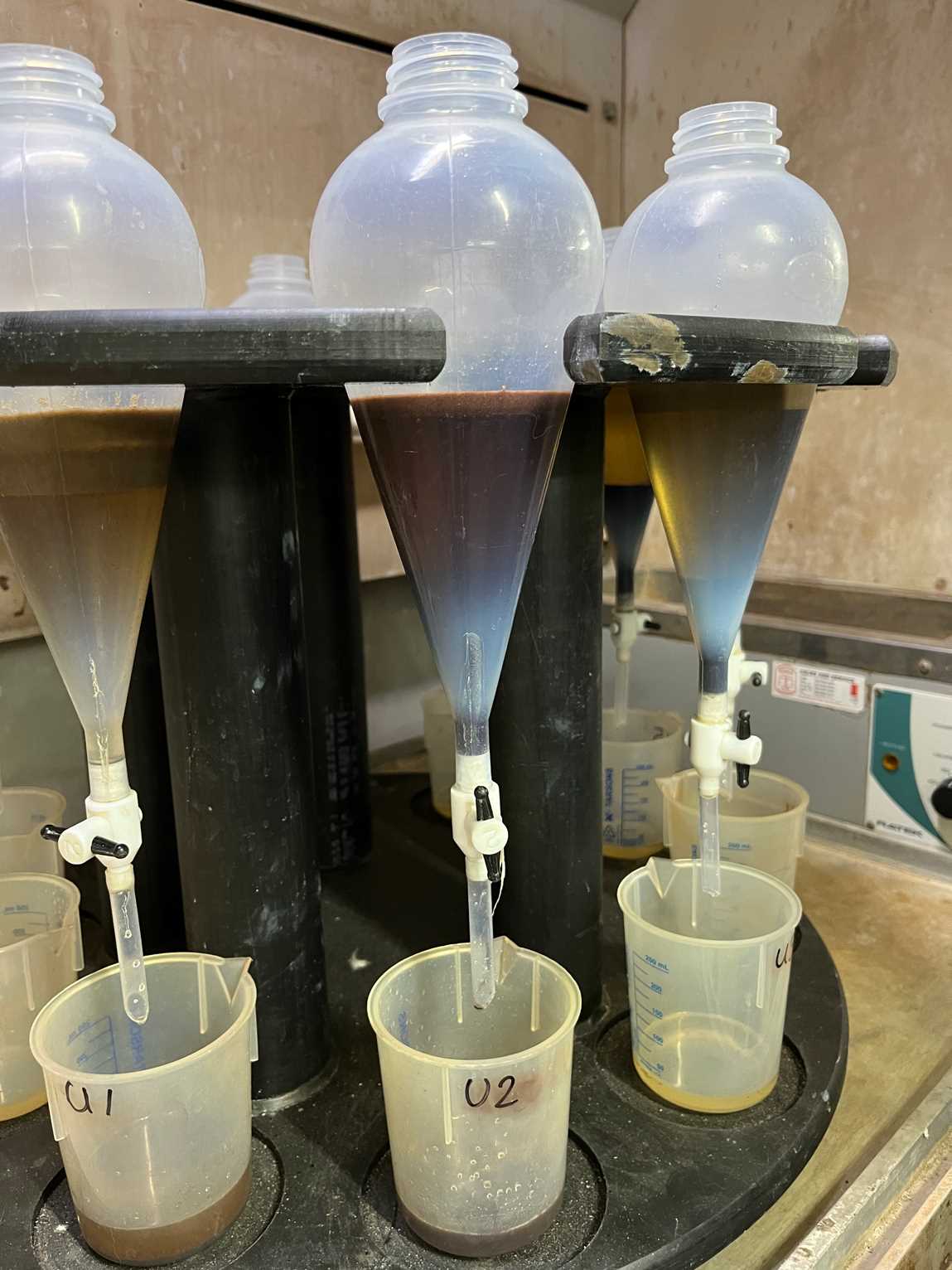 Heavy liquid separation