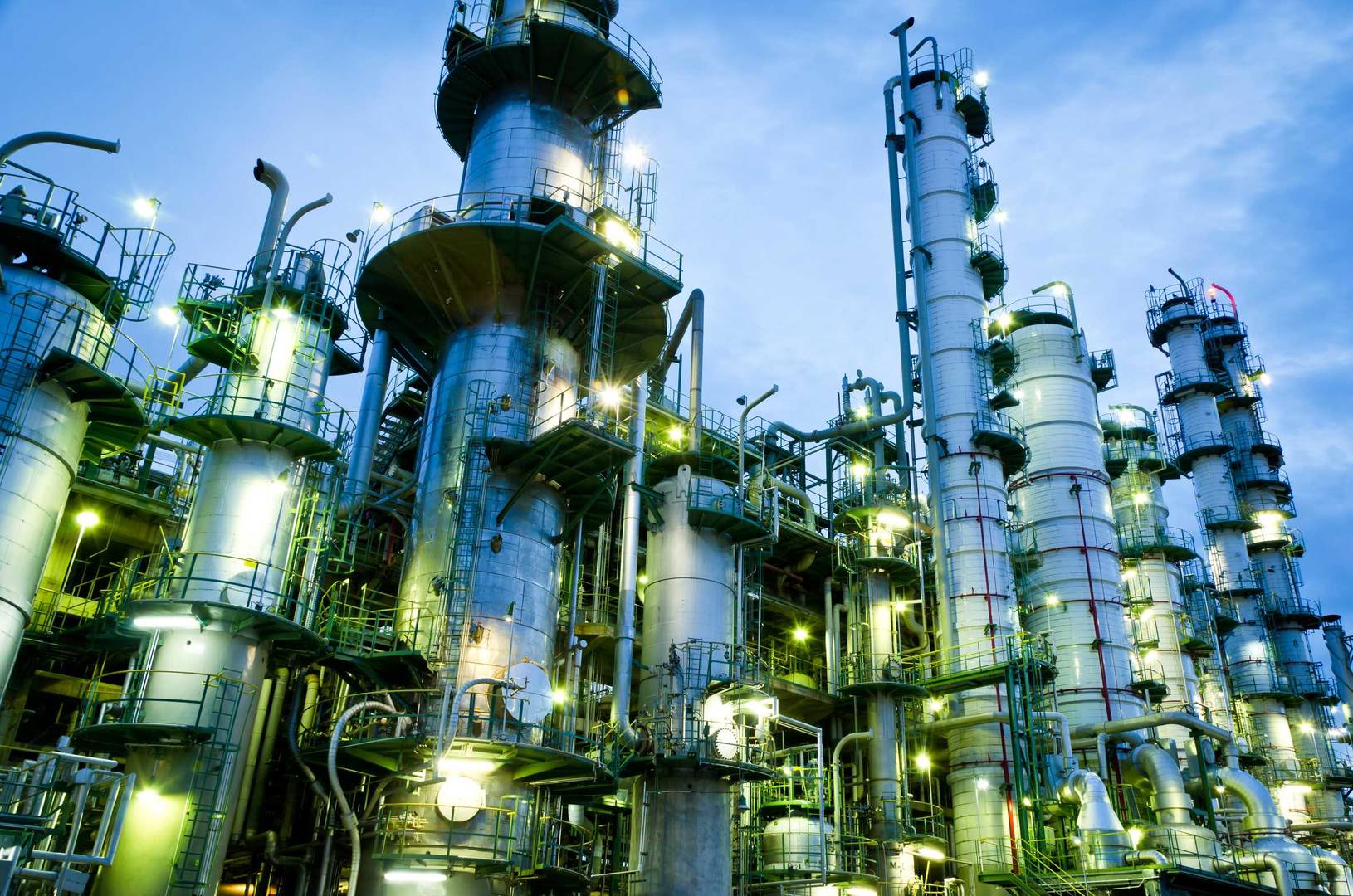 EPA Method 325, Volatile Organic Compounds from Fugitive and Area Sources, was created for monitoring the fencelines of refineries for benzene.